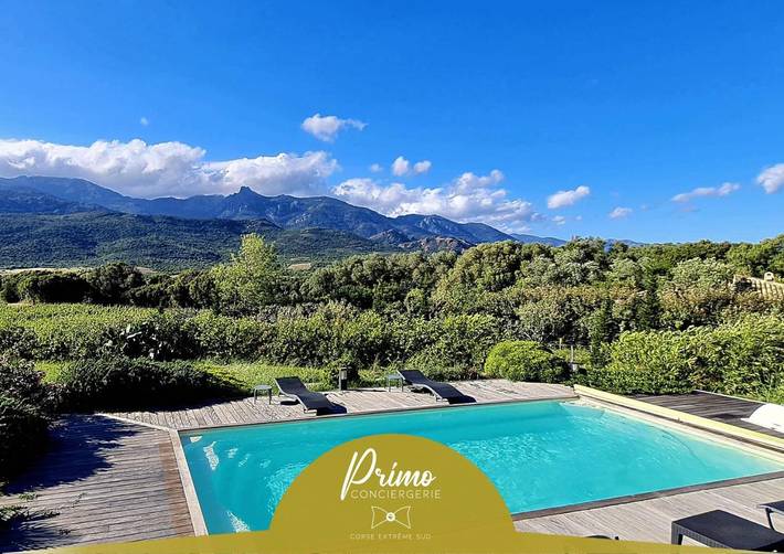 Villa pour 8 personnes, avec vue ainsi que jardin et piscine - 1