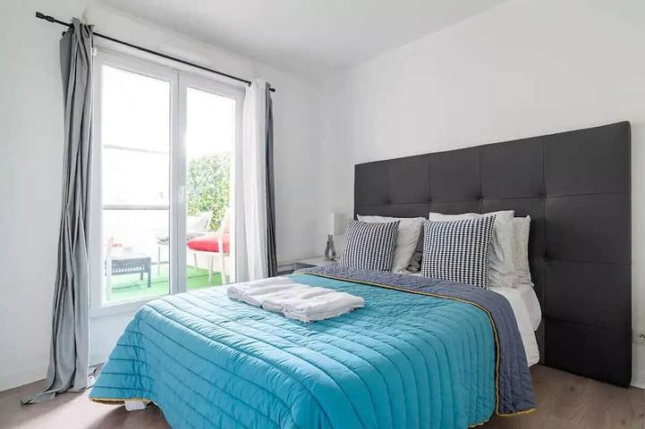 Ganze Wohnung, Warme Wohnung + Terrasse + Parkplatz In Der Nähe Von Paris in Saint-Denis, Seine-Saint-Denis