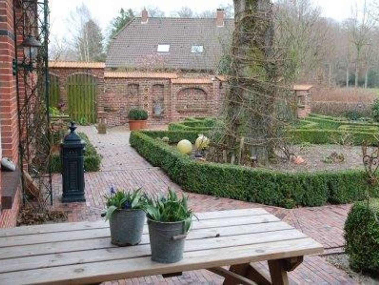 Ganze Ferienwohnung, Ferienwohnung im Lindengarten - Ferienwohnung Lindengartern in Westerstede, Ammerland