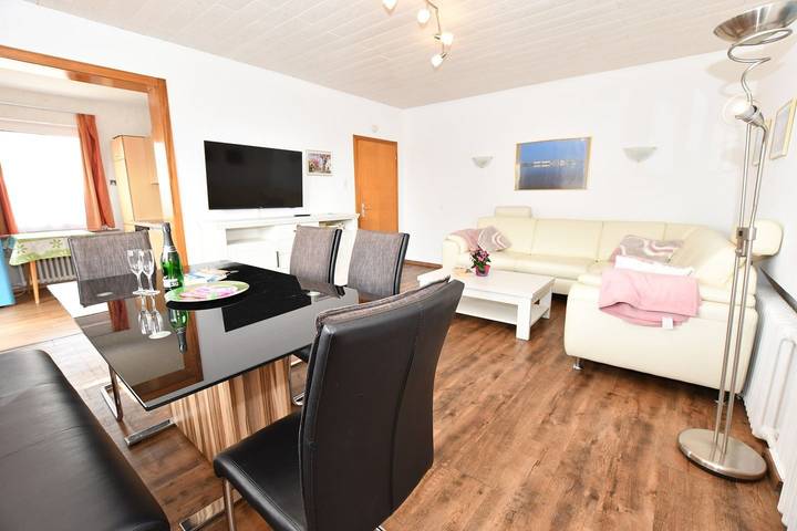 Ferienwohnung für 4 Personen, mit Balkon auf Borkum - 2