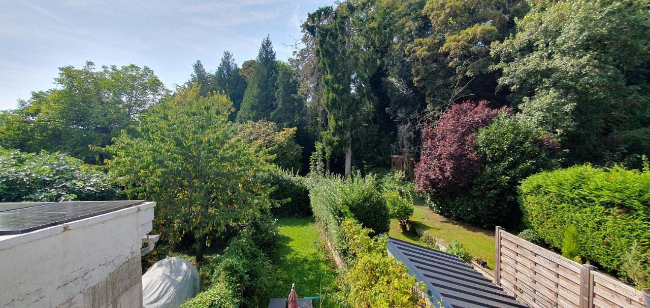Maison Calme Terrasse et Jardin Vue Forêt in Amiens, Région d'Amiens