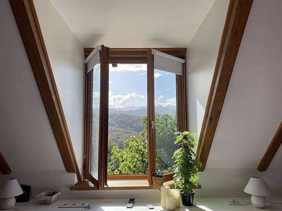 La Bernadole - Chambre Bleue in Aleu, Parc naturel régional des Pyrénées ariégeoises