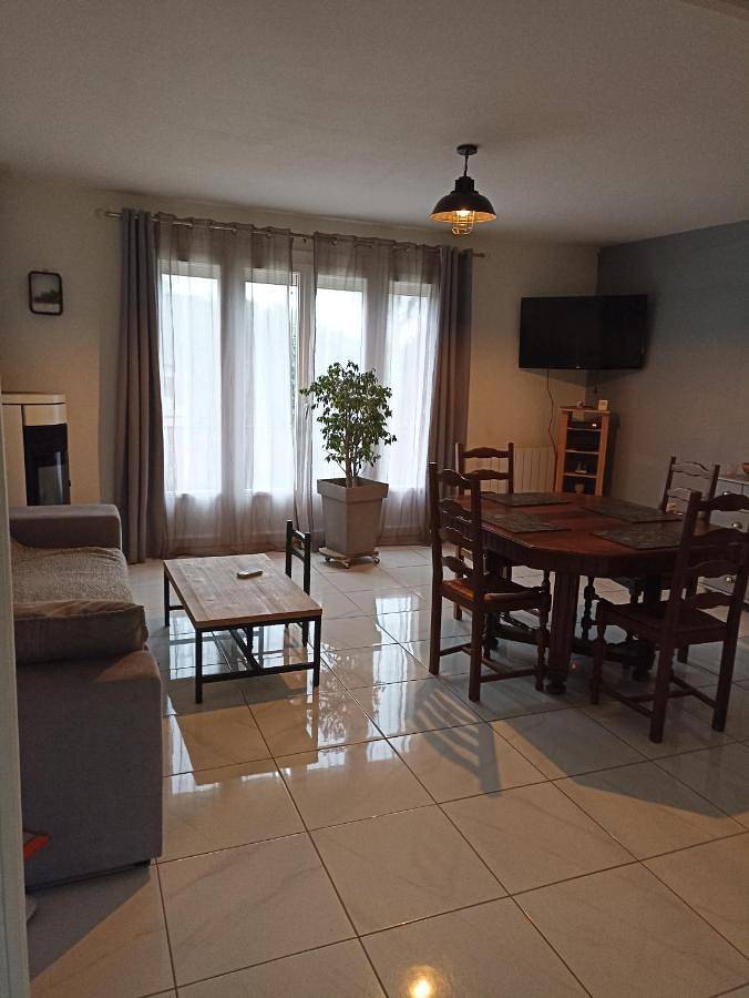Gîte pour 2 personnes, avec jardin et balcon, animaux acceptés dans La Bourdinière-Saint-Loup