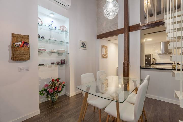 Casa Vacanze 'Orbyz' con Wi-Fi e Aria Condizionata in Casco Antiguo, Siviglia