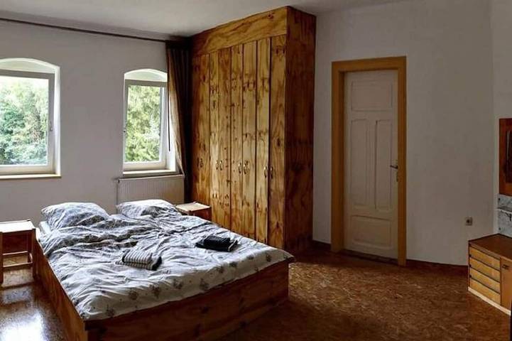 Villa Rotschoenberg im Tal der Freiberger Mulde in Großschirma, Chemnitz und Umgebung