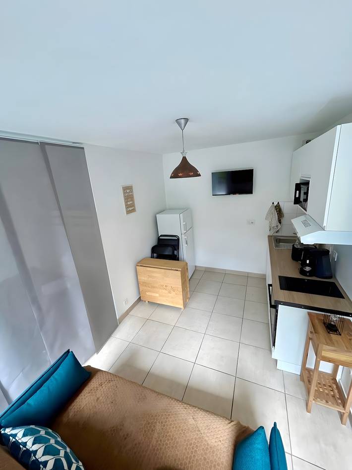 Apartamento entero, Apartamento "El Refugio de la Emperatriz" con vistas a la montaña y Wi-Fi in Luz-Saint-Sauveur, Parque nacional de los Pirineos
