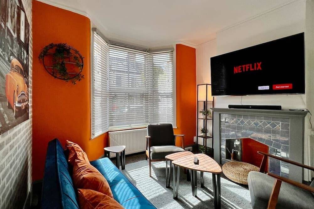 Charming Victorian Townhouse Walthamstow Sleeps 7 in Borough londonien de Waltham Forest, Londres