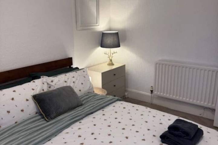 Ganze Wohnung, The wee Balloch But & Ben - Macaulay Letting in Loch Lomond, West Dunbartonshire