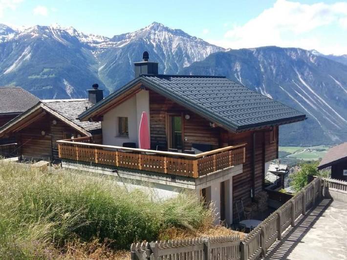 Location de vacances pour 4 personnes, avec jardin à Albinen