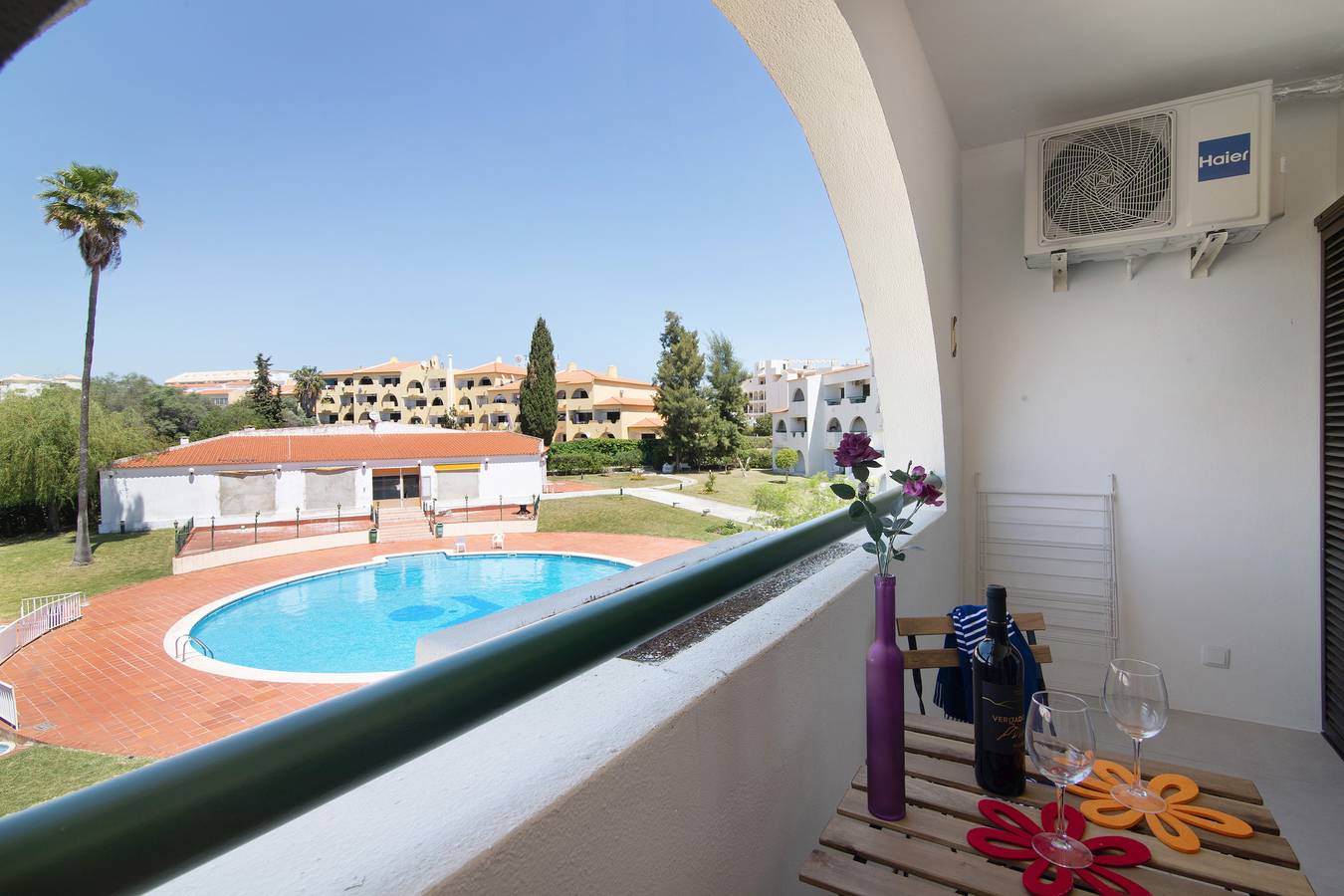 Ganze Wohnung, Ferienwohnung 'Max Tropical' in Meeresnähe mit Gemeinschaftspool & Wlan in Albufeira, Faro Distrikt
