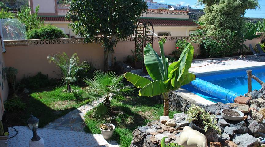 Apartahotel para 2 personas, con balcón además de jardín y piscina en Tenerife Norte