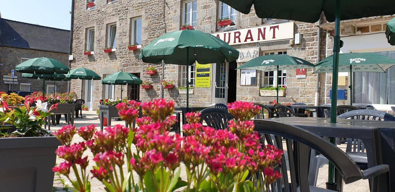 Hôtel du Commerce in Plœuc-sur-Lié, Cotes-d'Armor