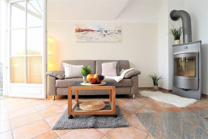 Ferienwohnung für 3 Personen, mit Balkon in Wustrow