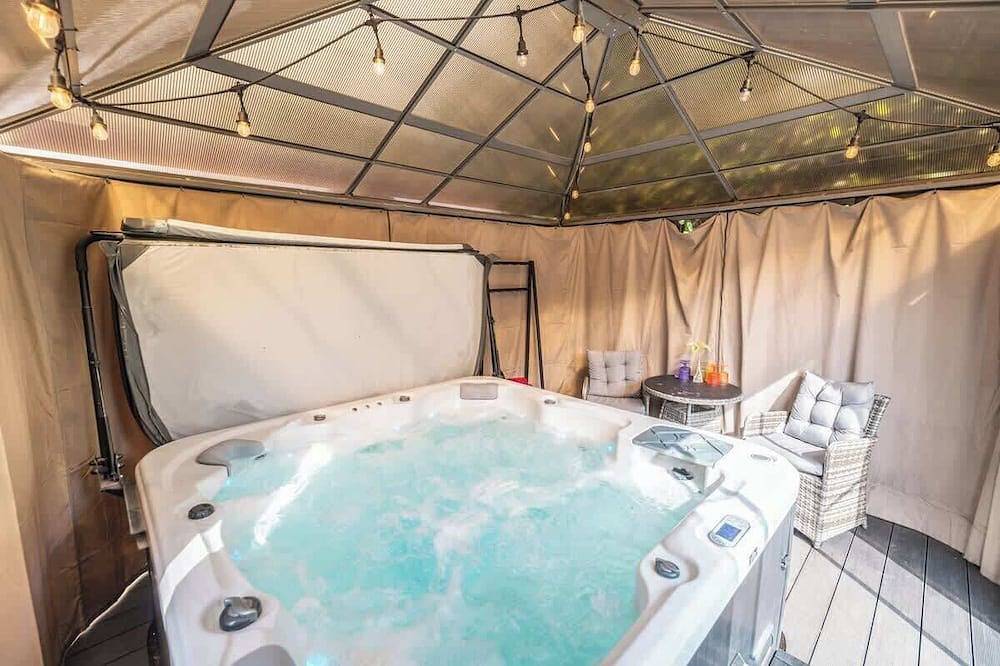 Stylish 3Br Home | Hot Tub | Near Nec, Hs2 & Jlr in Coventry, Région de Birmingham