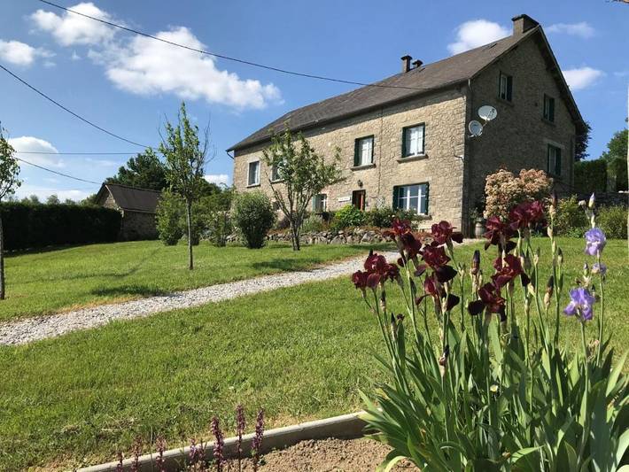 Gîte pour 2 personnes, avec jardin dans Lac de la Triouzoune