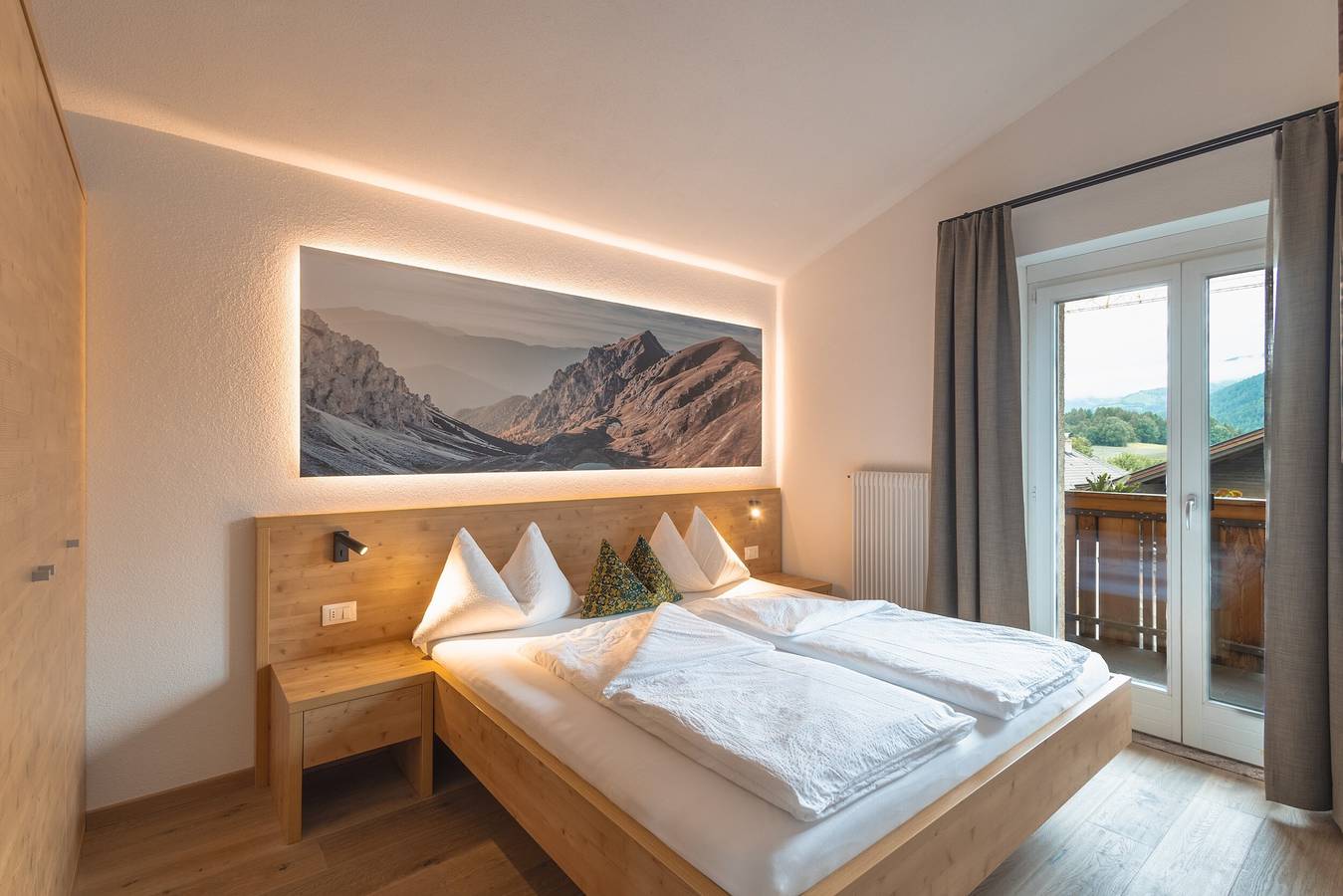 Ganze Wohnung, Ferienwohnung 'Kriendl Nr 3' mit Bergblick, Gemeinschaftsgarten und Wlan in Mitterolang, Olang