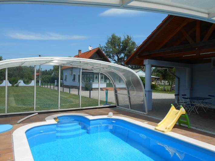 Ferienhaus für 6 Personen, mit Terrasse und Pool sowie Garten, mit Haustier am Balaton - 3