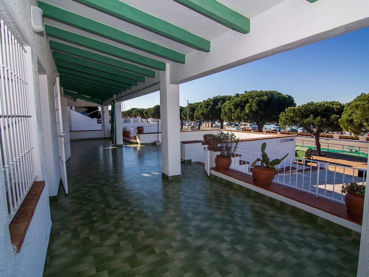 Large House at Roses Port, Sleeps 11 in Roses, Upper Empordà