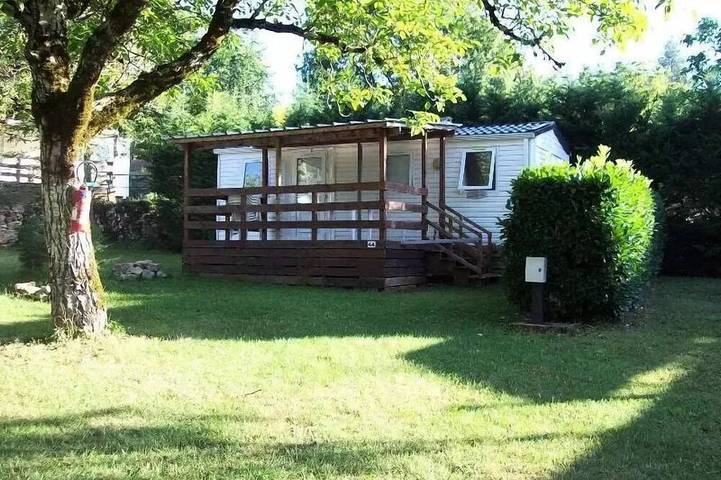 Gîte pour 4 personnes, avec terrasse et piscine à Loubressac - 2