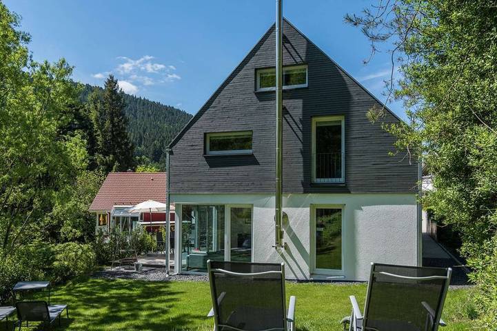 Ferienhaus für 17 Personen, mit Sauna und Whirlpool sowie Garten, mit Haustier - 1