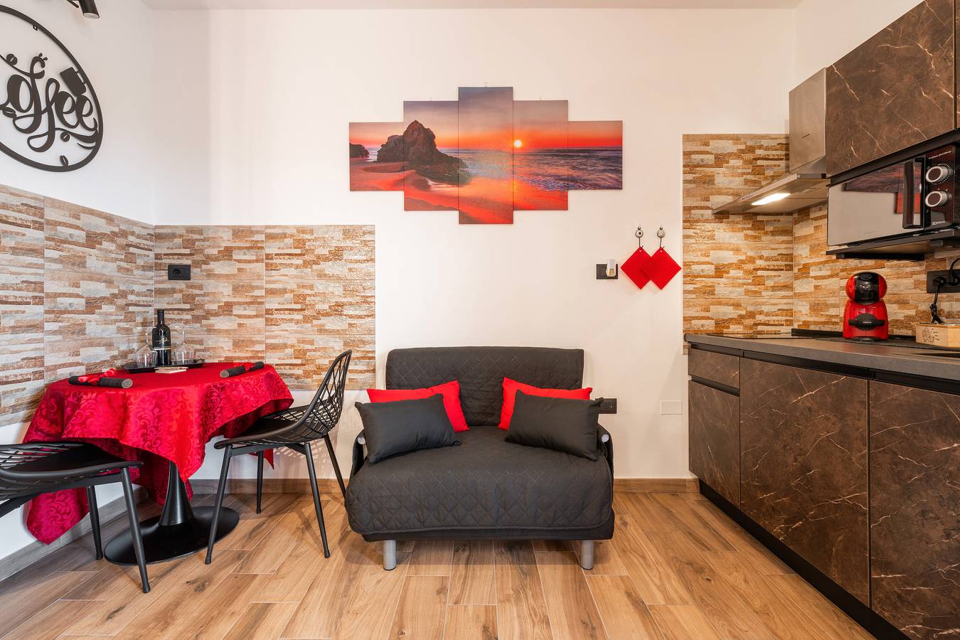 Estudio entero, Estudio 'Attilio's House' con Balcón, Wi-Fi y Aire Acondicionado in Capoterra, Provincia de Cagliari