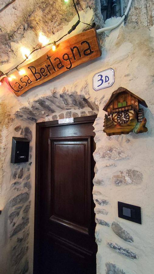 Gîte pour 3 personnes, avec vue et vue sur le lac à Rocchetta Nervina - 2