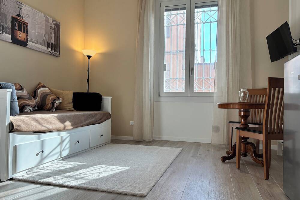 Apartamento entero, Apartment Monza Station I 15 min Milan City Center in Monza, Brianza