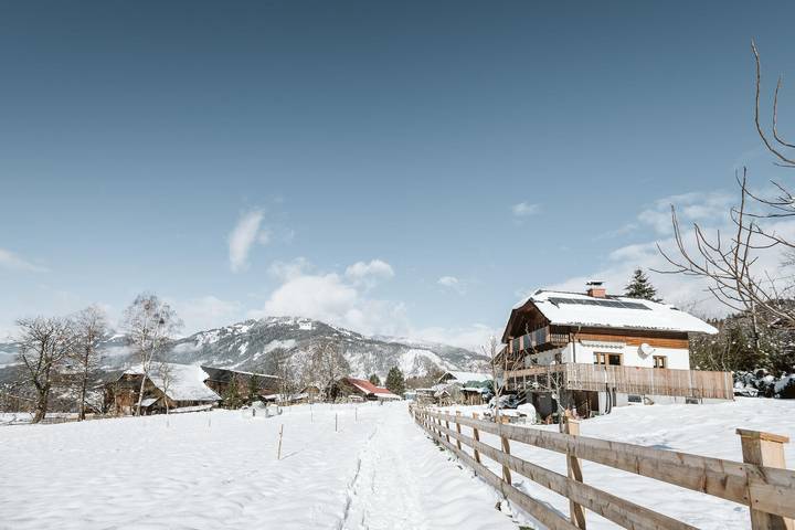 Chalet für 6 Personen, mit Garten und Ausblick sowie Seeblick, kinderfreundlich am Millstätter See - 2