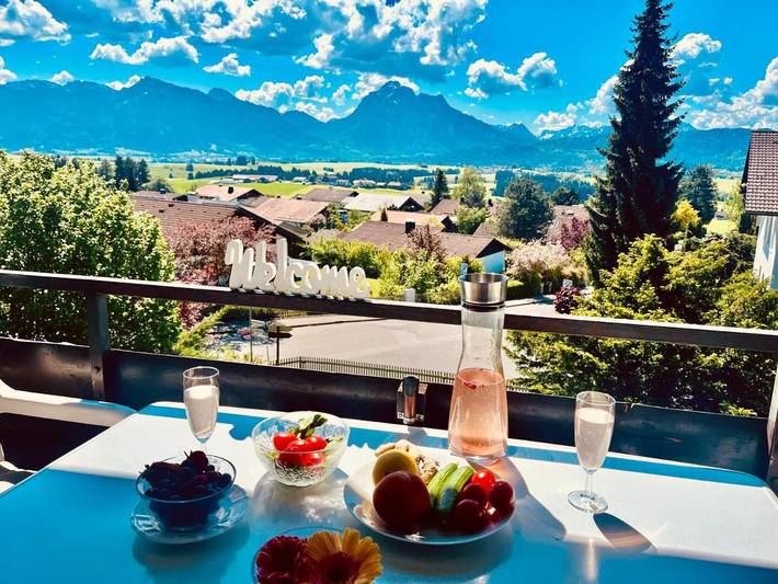 Ferienwohnung für 8 Personen, mit Ausblick und Garten sowie Seeblick, mit Haustier in Hopfen am See
