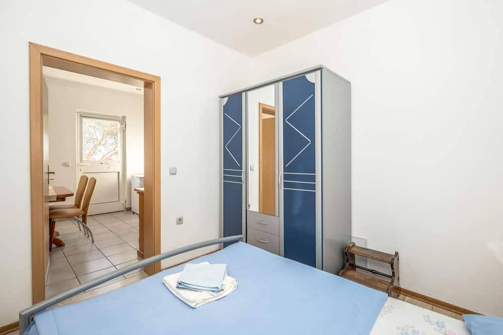 Schönes Haus in Klenovica mit Wlan in Klenovica, Primorje-Gorski Kotar