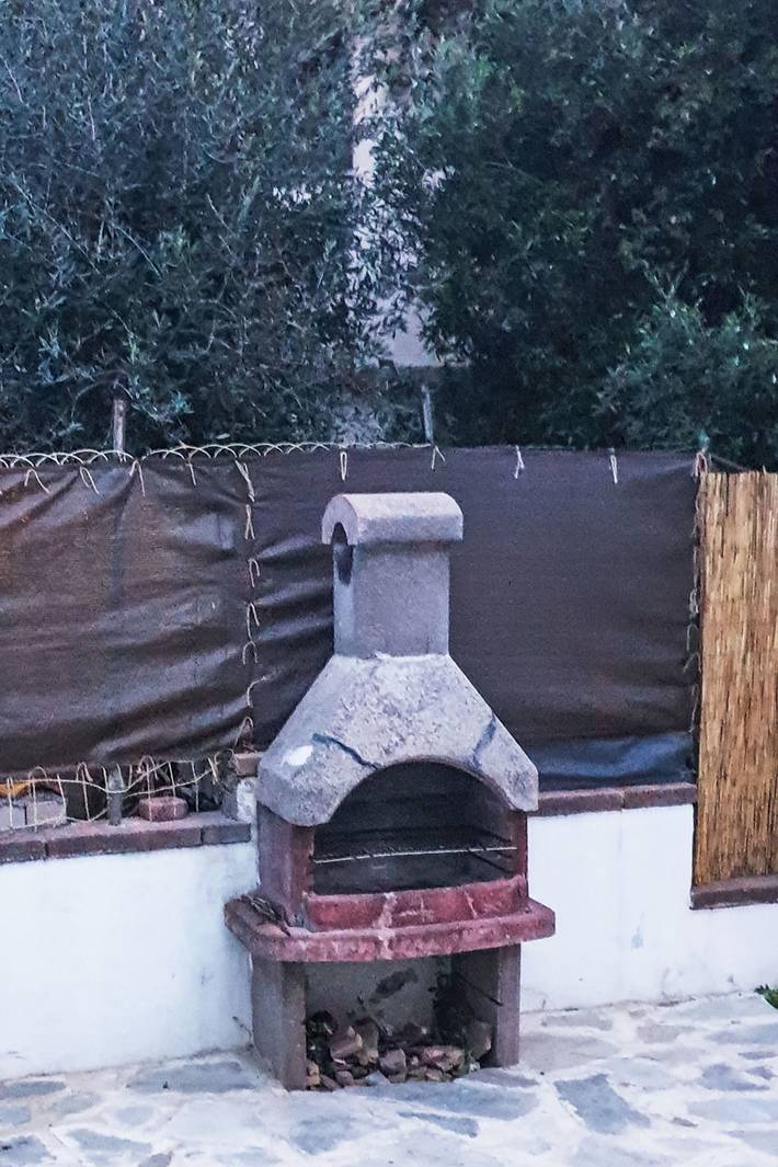 Location de vacances pour 3 personnes, avec terrasse et jardin à Tanaunella - 4