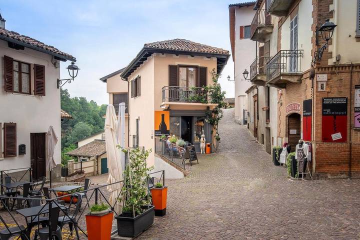 Maison d’hôte pour 2 personnes, avec balcon et vue à Barolo - 2