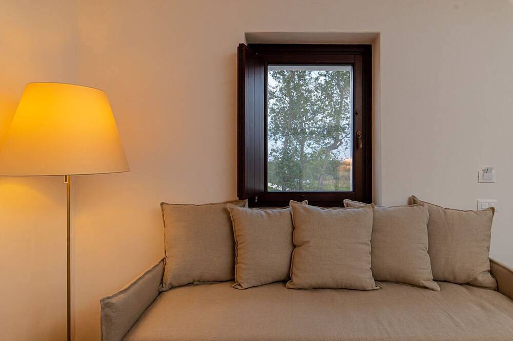 Double Room with 1 Sofa Bed (up to 3 people). in La Fica, Salento