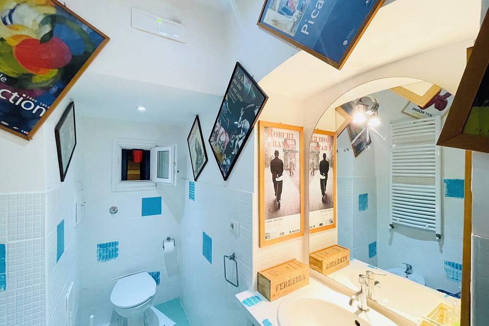 Entire apartment, Hackert Art+Room in Caserta, Caserta Province