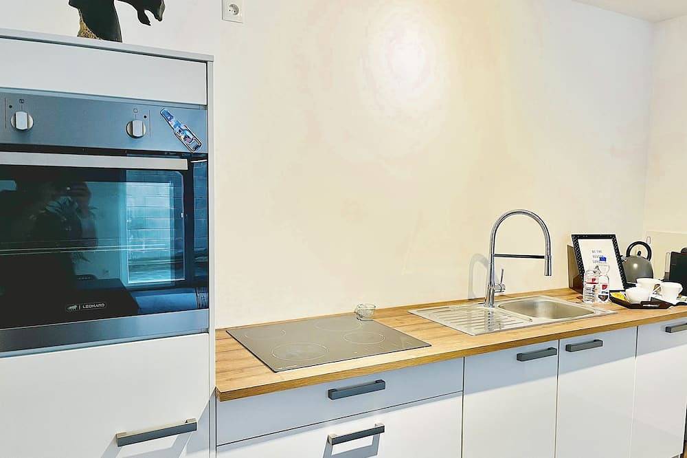 Ganze Wohnung, Stylische Fewo in einer Neubauvilla 76qm+Terrasse in Montabaur, Lahn-Taunus
