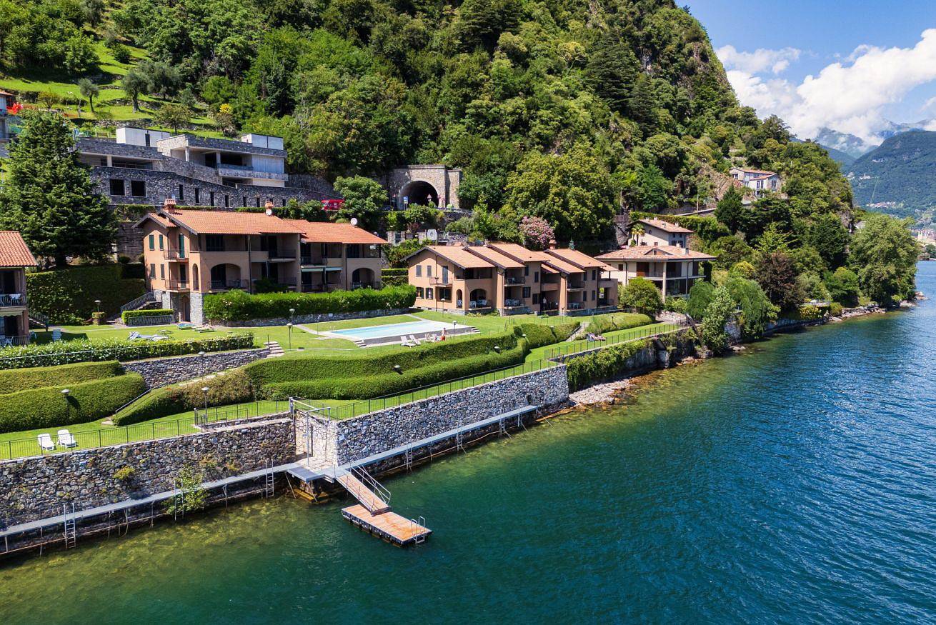 Ganze Wohnung, Ferienwohnung für 2 Personen mit Pool in Musso, Gemeinde Musso