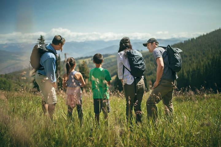 Vacation rental for 8 people, with pool and hot tub as well as sauna and balcony in Beaver Creek