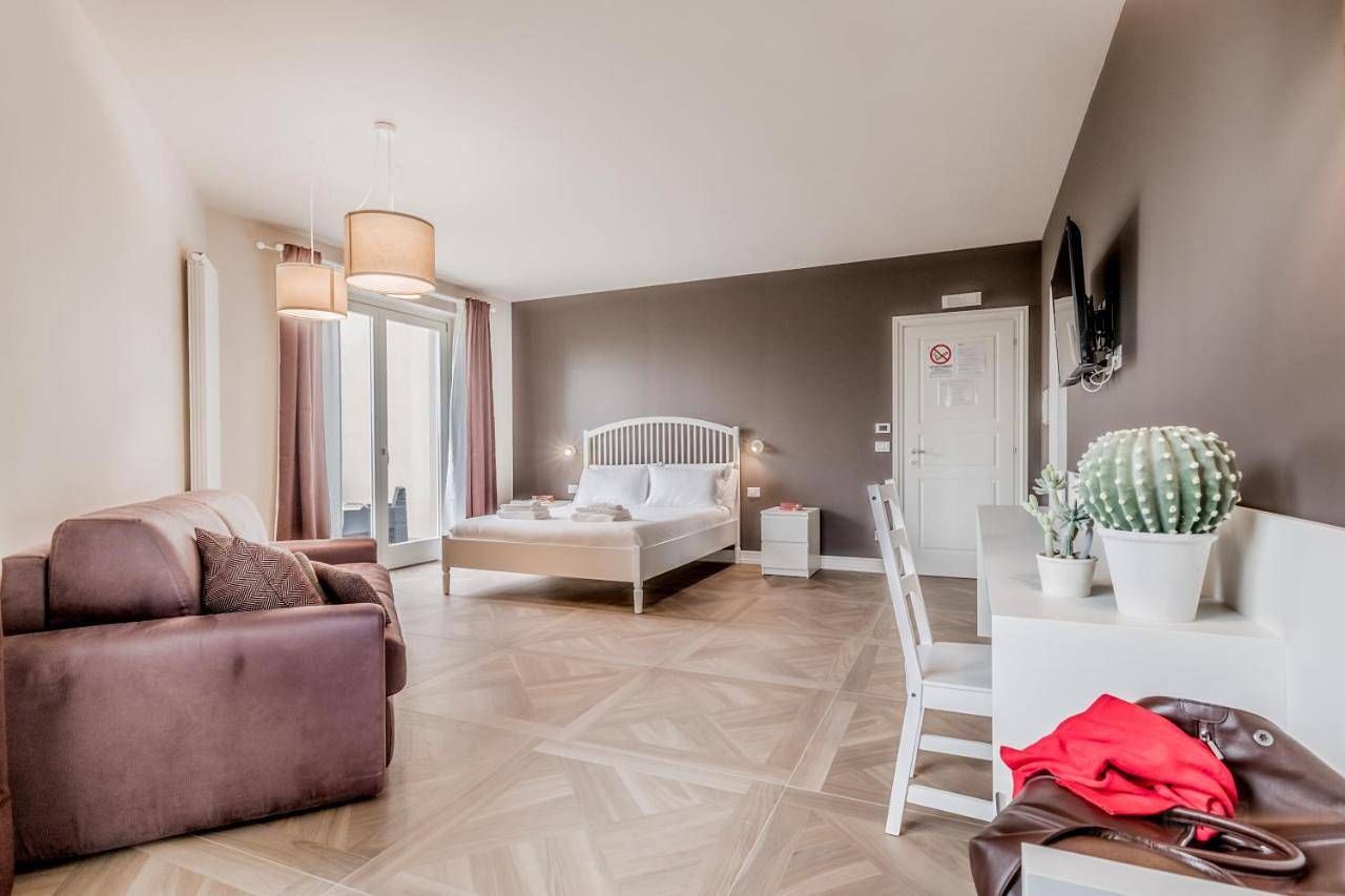 Double Room with Balcony in Tivoli, Provincia di Roma