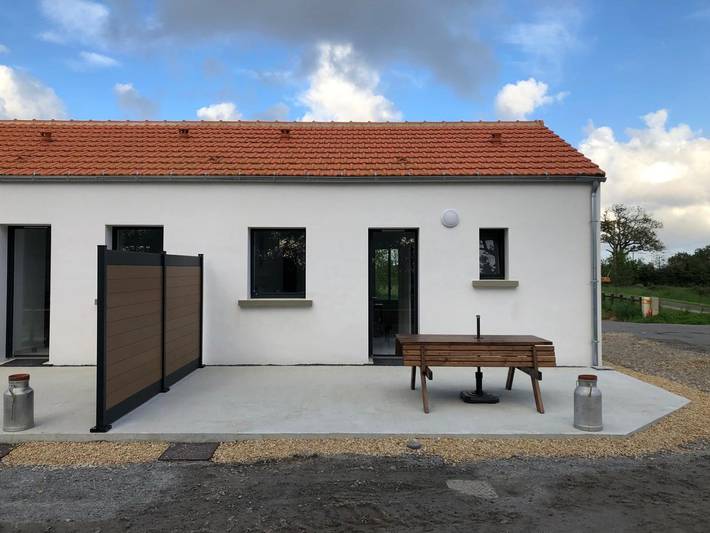 Gîte pour 4 personnes, avec jardin ainsi que terrasse et piscine, animaux acceptés à Commequiers - 2