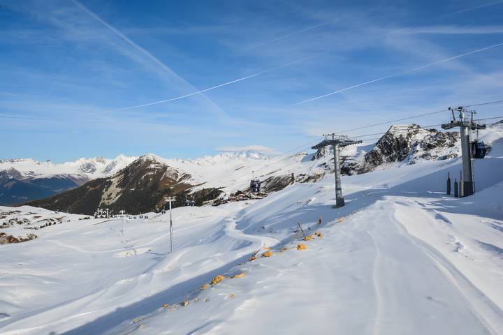 Ganze Wohnung, Appartement „Bellecôte“ mit Bergblick und Balkon in La Plagne, La Plagne-Tarentaise