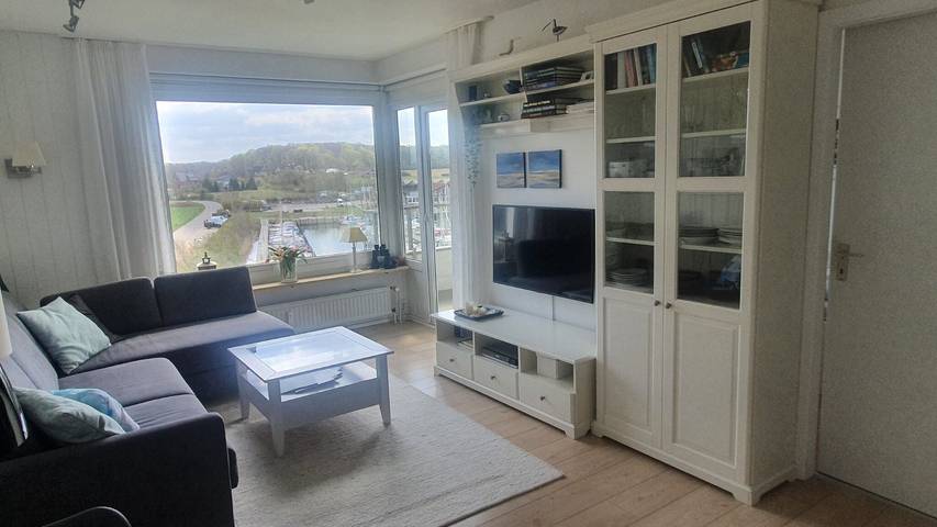 Ferienwohnung für 2 Personen, mit Balkon in Schausende