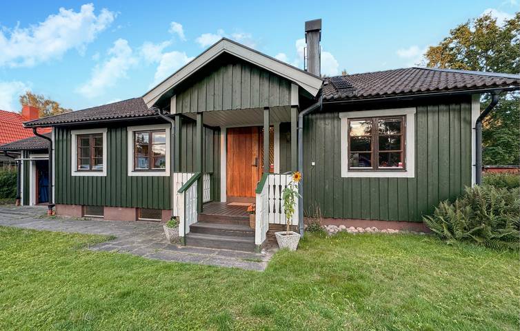 Ferienhaus für 8 Personen mit Garten in Motala, Vättern