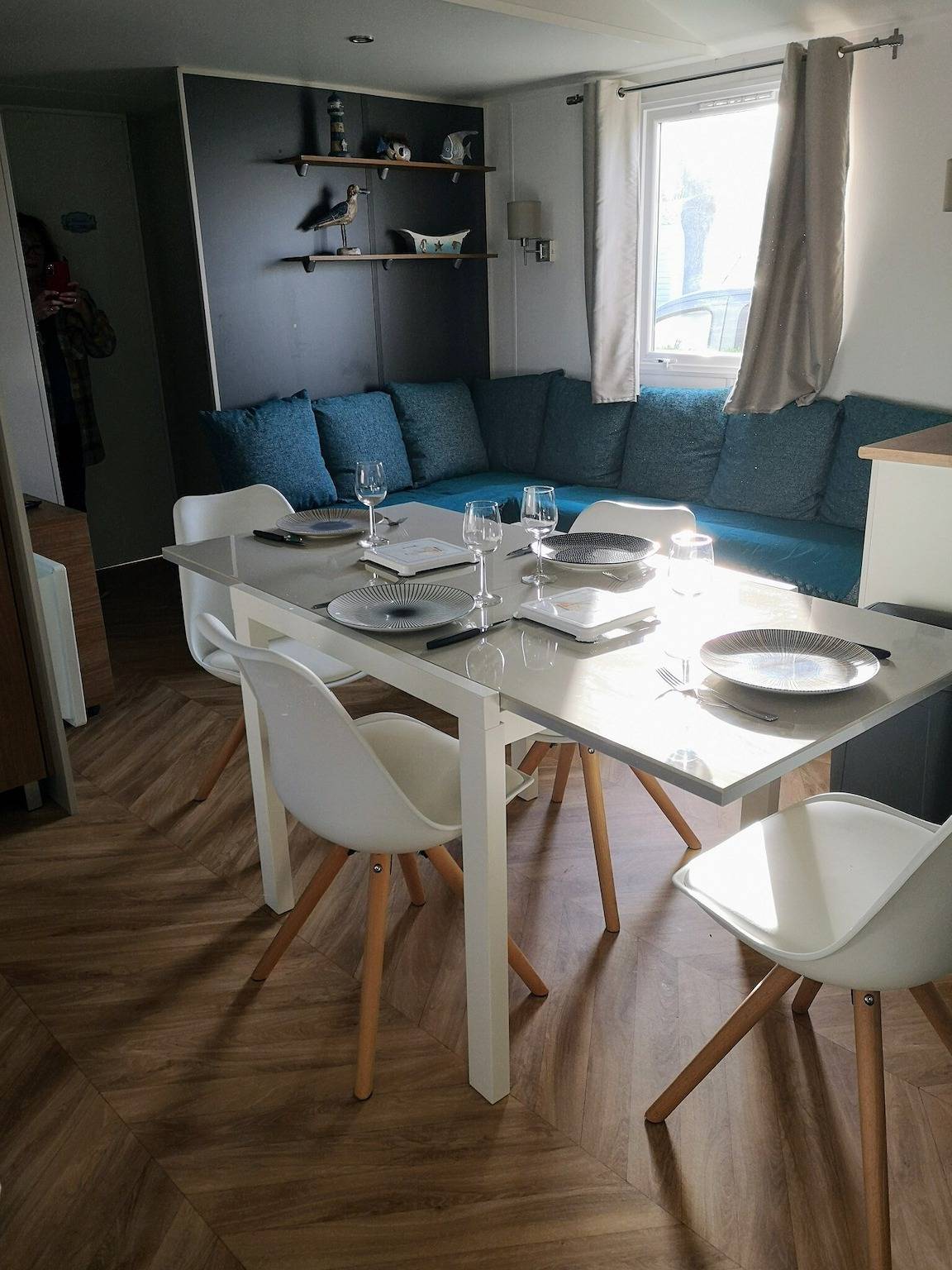 Mobile Home '6 Pers Tout Confort' avec piscine partagée et terrasse privée in Saint-Hilaire-de-Riez, Vendée