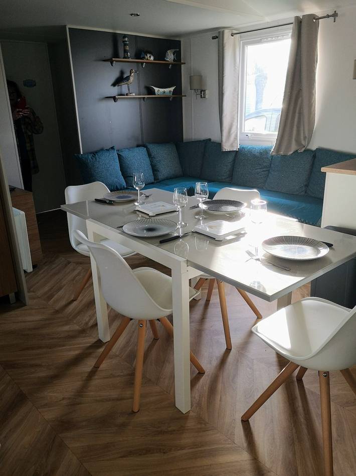 Camping pour 6 personnes, avec jardin ainsi que jacuzzi et bassin pour enfant à Saint-Hilaire-de-Riez - 2