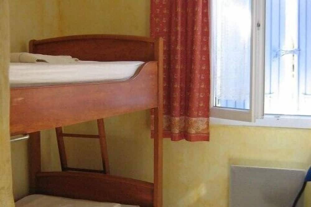 Apartamento entero, Apartamento 'les écureuils' en Bonnieux en el corazón del luberon en el campo in Bonnieux, Parque natural regional del Luberon