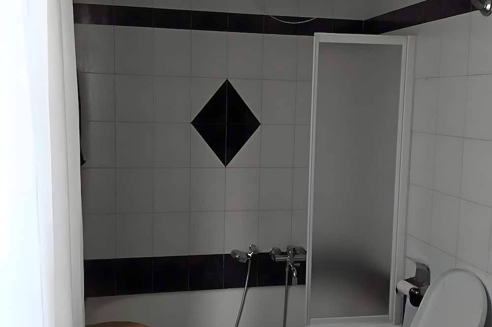 Apartamento entero, Habitación Doble Interior con Wi-Fi y Aire Acondicionado in Andría, Parque Nacional Alta Murgia