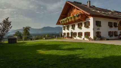 Ferienwohnung für 2 Personen, mit Garten und Balkon, kinderfreundlich in Das Blaue Land