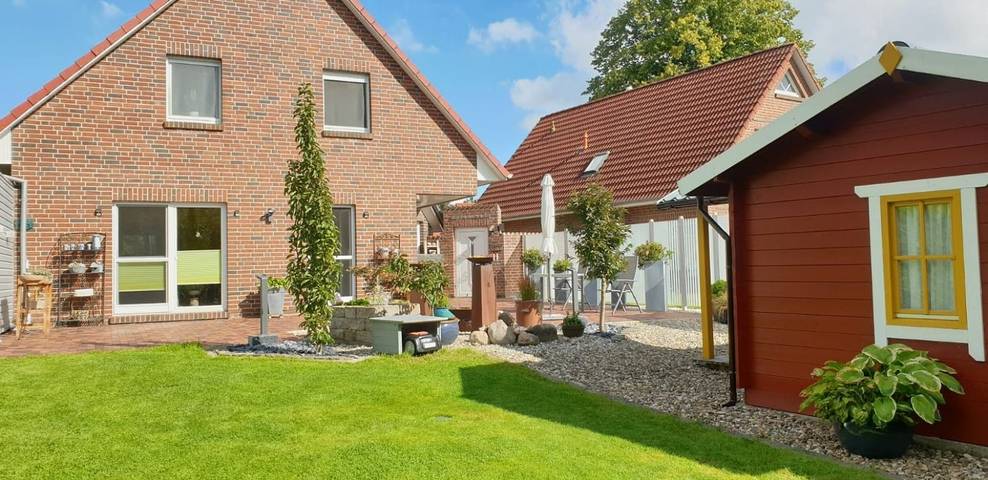 Ferienhaus für 9 Personen, mit Terrasse und Garten in Ochtersum