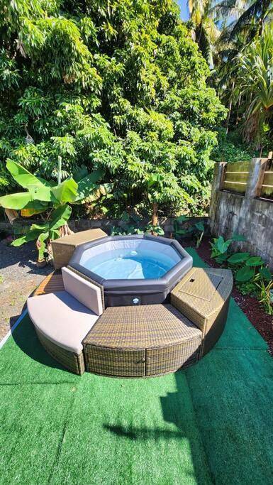 Maison de vacances pour 8 personnes, avec terrasse ainsi que jacuzzi et jardin