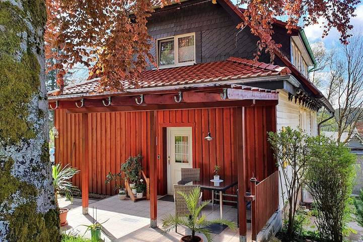 Ferienwohnung für 3 Personen, mit Garten und Terrasse in Elend